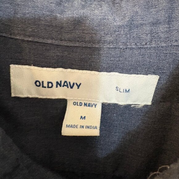 Old Navy Men's Button Down Shirt - Picture 2 of 2